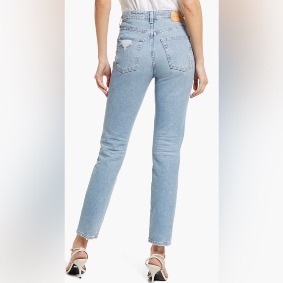 🎉HP🎉AG Hi-Rise Straight Leg Jeans. Ladies 30 - Picture 2 of 16